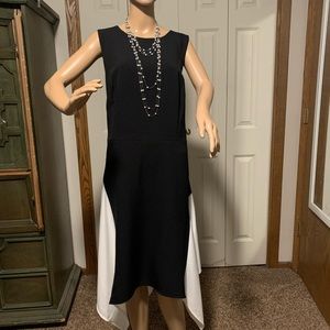 Ladies color block sleeveless handkerchief hem dress. Size 18W. NWOT